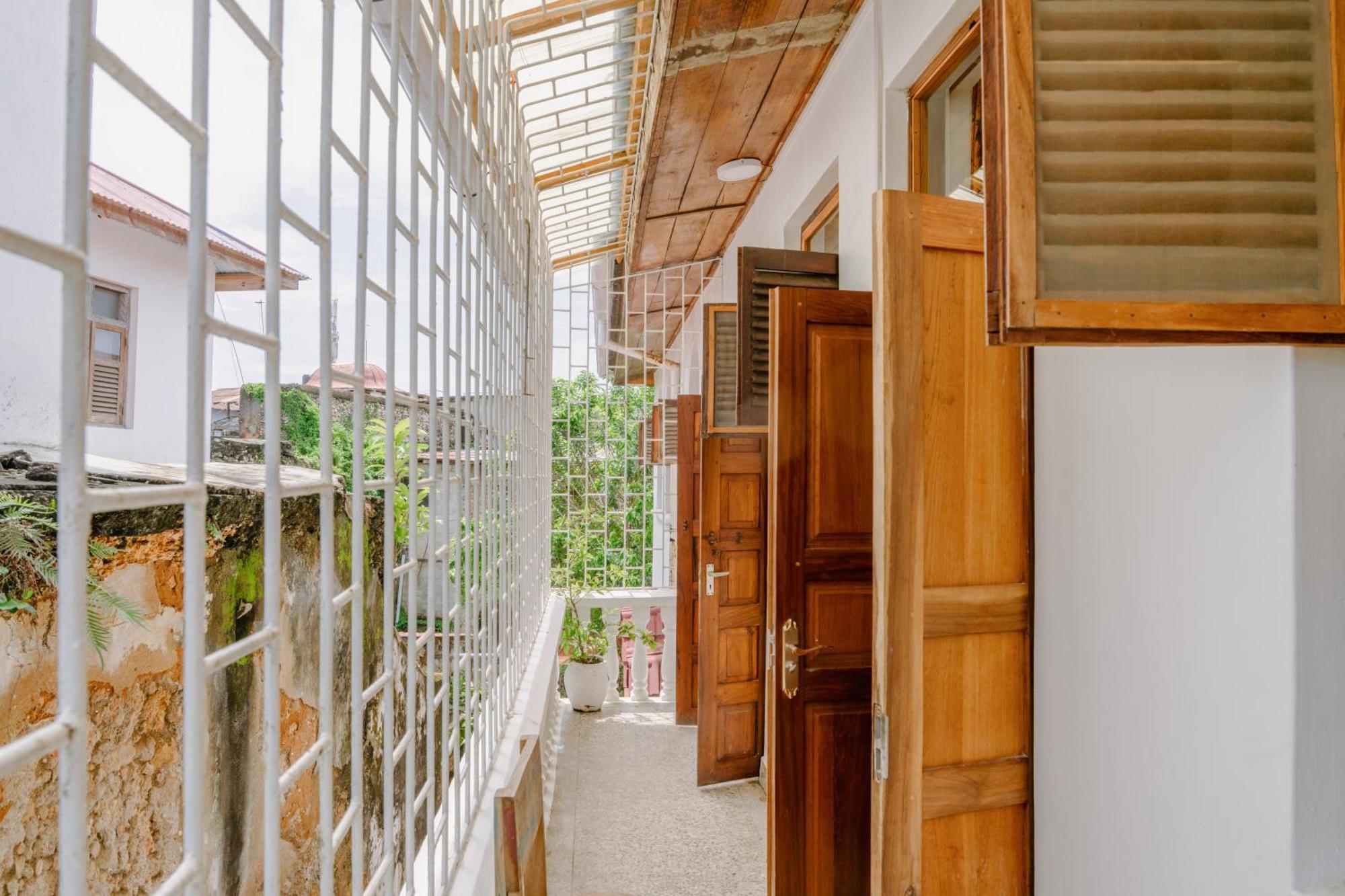 Shoki Shoki Hotel Stone Town Занзібар Екстер'єр фото